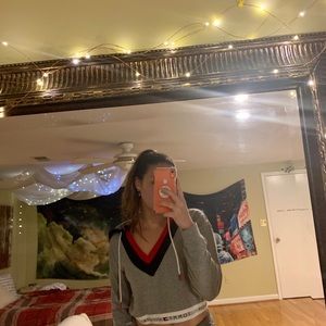 Tommy Hilfiger cropped sweatshirt